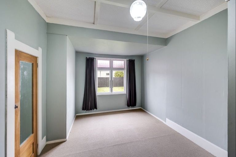 Photo of property in 1213 Caroline Road, Mayfair, Hastings, 4122