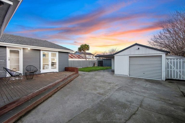 Photo of property in 155 Langdons Road, Northcote, Christchurch, 8052