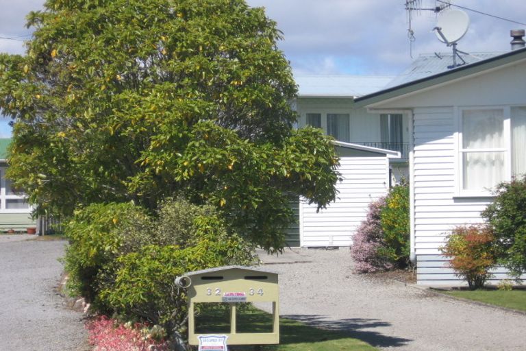 Photo of property in 32 Aubrey Crescent, Rainbow Point, Taupo, 3330