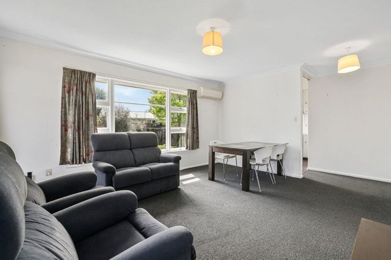 Photo of property in 2/12 Kiltie Street, Upper Riccarton, Christchurch, 8041