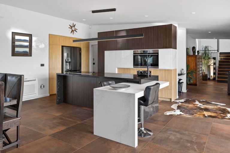 Photo of property in 106 Bayview Road, Charteris Bay, Lyttelton, 8971