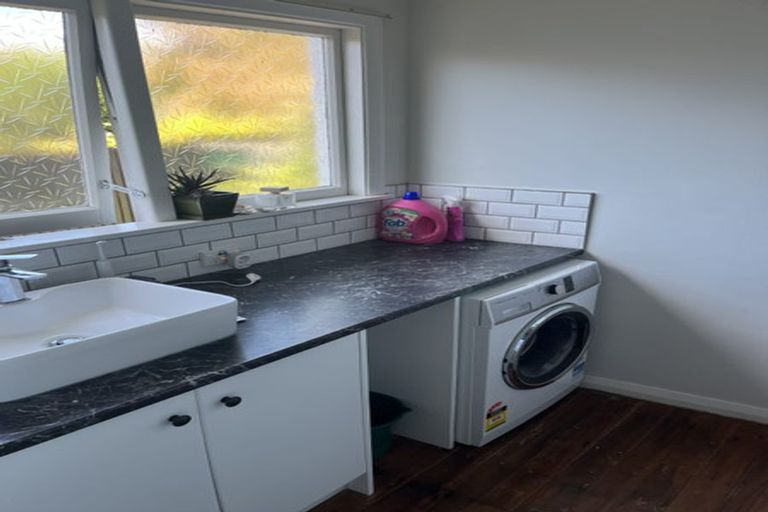 Photo of property in 2/42 Office Road, Merivale, Christchurch, 8014