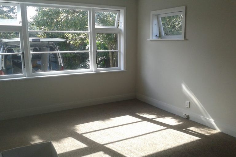 Photo of property in 49 Cambridge Terrace, Waiwhetu, Lower Hutt, 5010