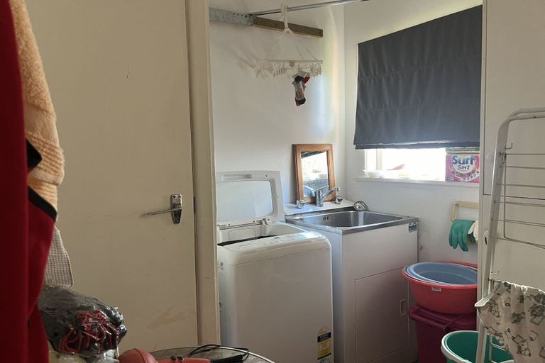 Photo of property in 9 Oteha Valley Road, Northcross, Auckland, 0632