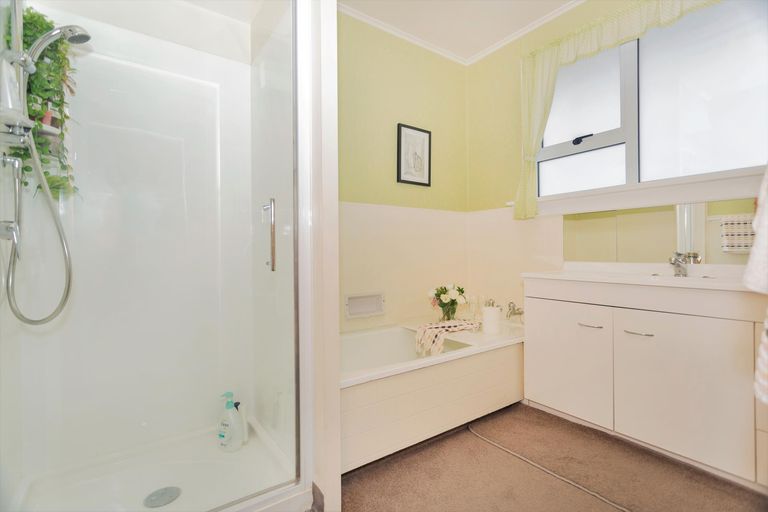 Photo of property in 74 Taward Street, Oamaru North, Oamaru, 9400