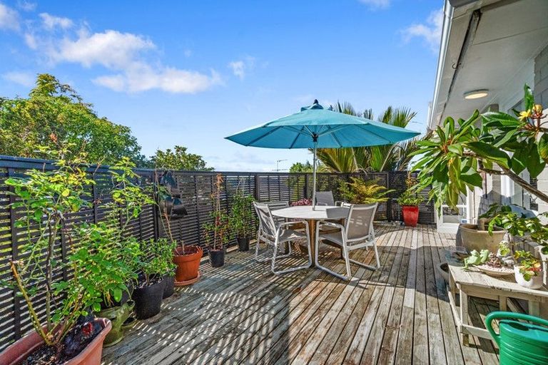 Photo of property in 21 Howe Street, Howick, Auckland, 2014