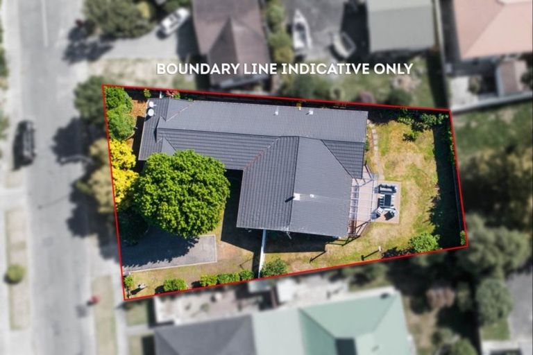 Photo of property in 4 Wakefield Grove, Waikanae, 5036
