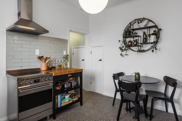 Photo of property in 541a Marine Parade, Napier South, Napier, 4110