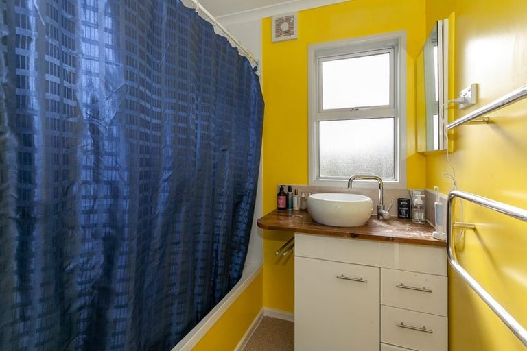 Photo of property in 2 Toiora Place, Takaka, 7110