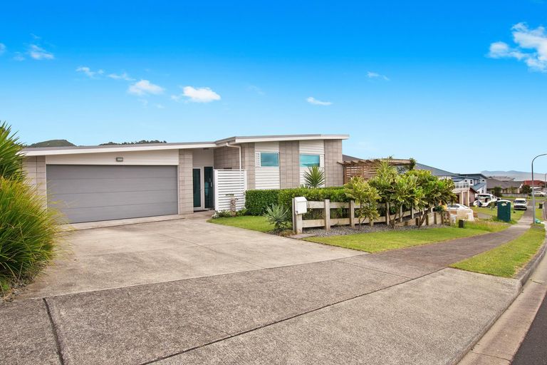 Photo of property in 46 Mayor View Terrace, Waihi Beach, 3611