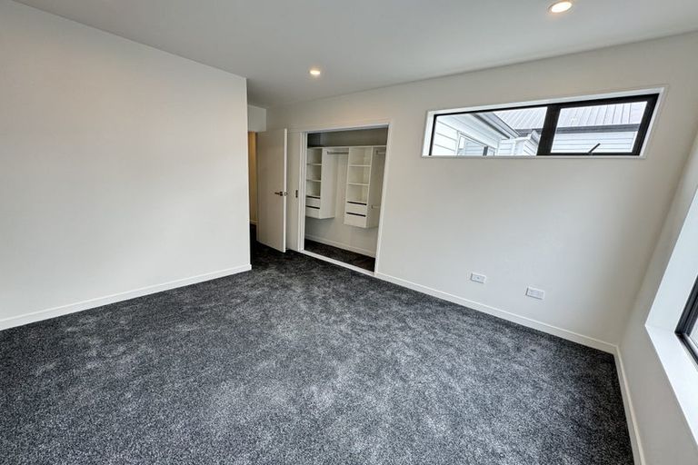 Photo of property in 1d Westall Road, New Lynn, Auckland, 0600
