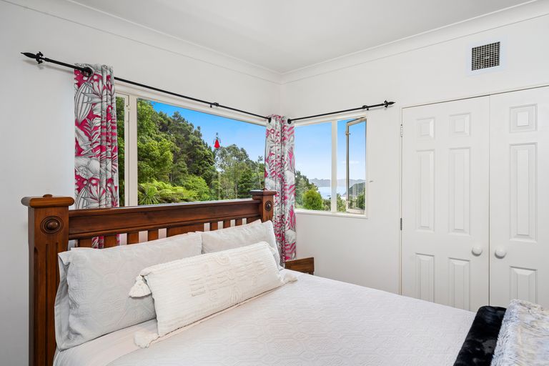 Photo of property in 52 Kings Road, Paihia, 0200