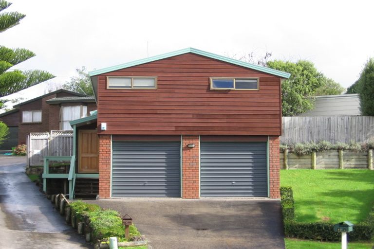 Photo of property in 3/8 Sirius Place, Botany Downs, Auckland, 2010