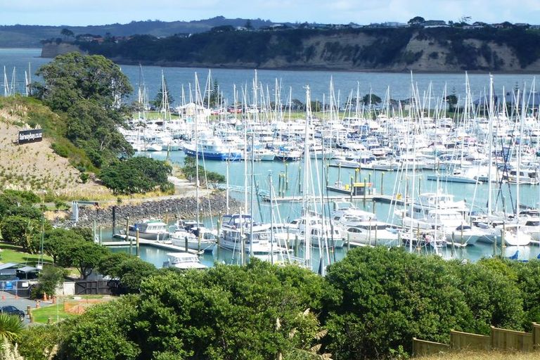 Photo of property in 82 Nautilus Drive, Gulf Harbour, Whangaparaoa, 0930