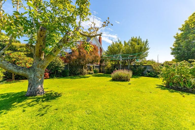 Photo of property in 16 Craighead Street, Highfield, Timaru, 7910