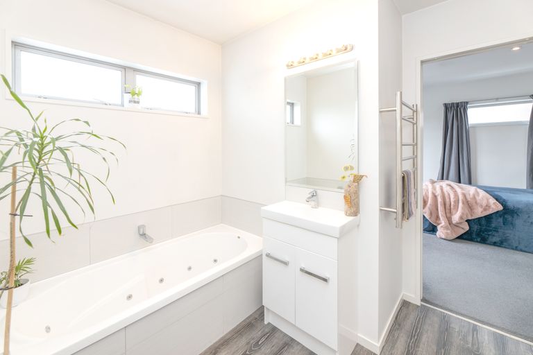 Photo of property in 48b Dickens Street, Addington, Christchurch, 8024