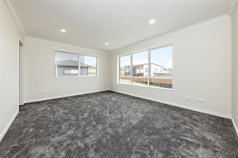 Photo of property in 44 Hangahai Road, Flat Bush, Auckland, 2019