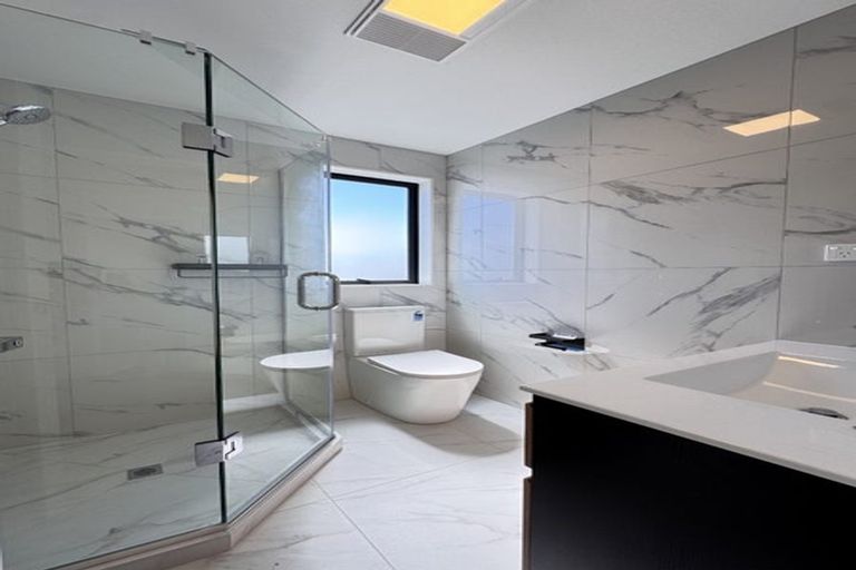 Photo of property in 1/387 Mount Albert Road, Mount Roskill, Auckland, 1041