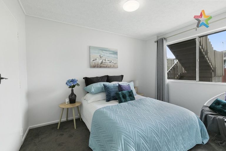Photo of property in 71c Randwick Crescent, Moera, Lower Hutt, 5010