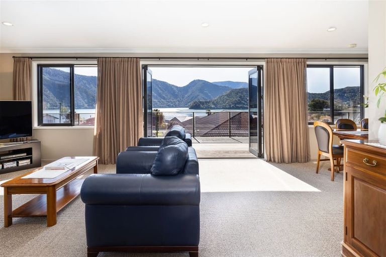 Photo of property in 103 Main Rd Havelock, Havelock, 7100