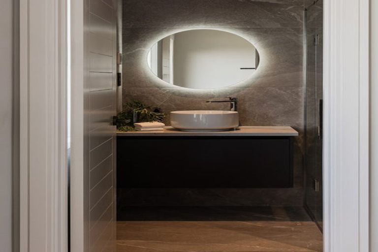 Photo of property in 112 Arran Point Parade, Orewa, 0931