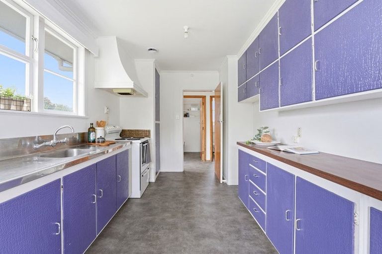 Photo of property in 10 Camellia Avenue, Aramoho, Whanganui, 4500