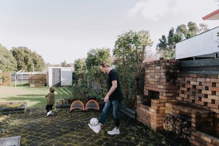 Photo of property in 32 Seaward Place, Wattle Downs, Auckland, 2103