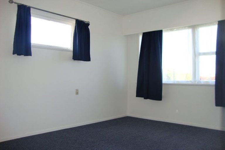 Photo of property in 5 Tennyson Crescent, Stoke, Nelson, 7011