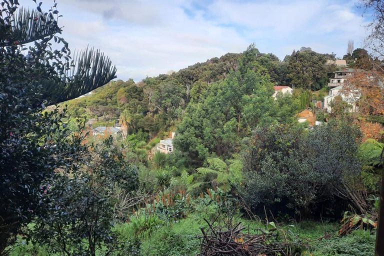 Photo of property in 51 Sunset Road, Totara Vale, Auckland, 0632