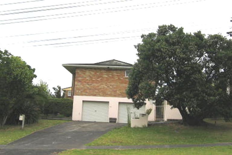Photo of property in 1/281 Sunset Road, Sunnynook, Auckland, 0632