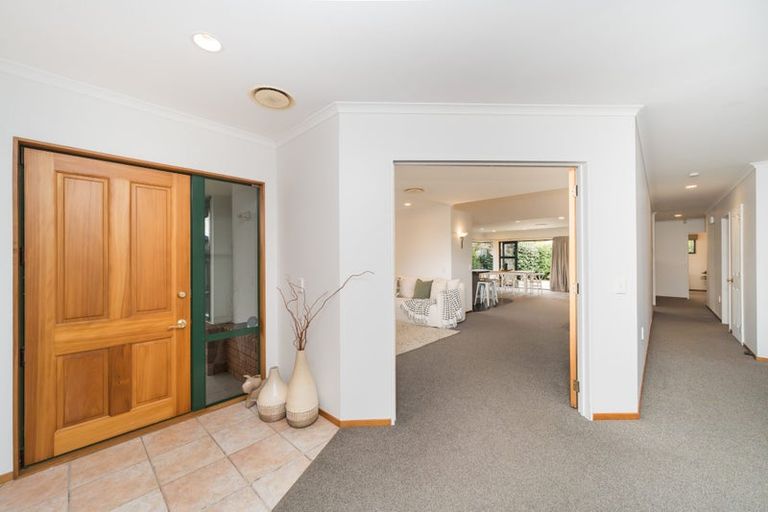 Photo of property in 86 Pahiatua Street, Hokowhitu, Palmerston North, 4410