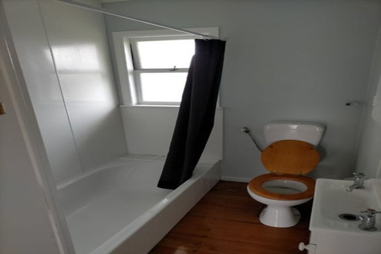 Photo of property in 5/13 Creamer Avenue, Belmont, Auckland, 0622