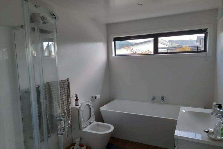 Photo of property in 12 Hill Tops Way, Stoke, Nelson, 7011