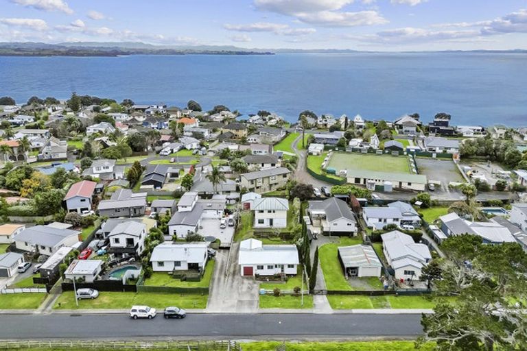 Photo of property in 33 Stevenson Road, Clarks Beach, 2122