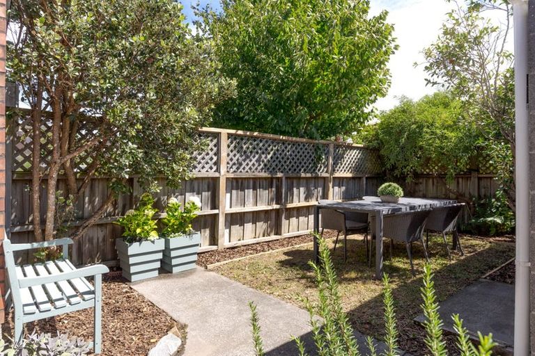 Photo of property in 2/33 Beckenham Street, Sydenham, Christchurch, 8023