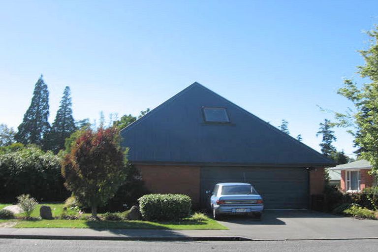 Photo of property in 95 Cameron Street, Ashburton, 7700