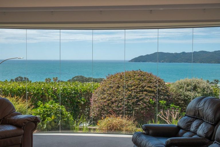 Photo of property in 11 Oden Hill, Coopers Beach, 0420