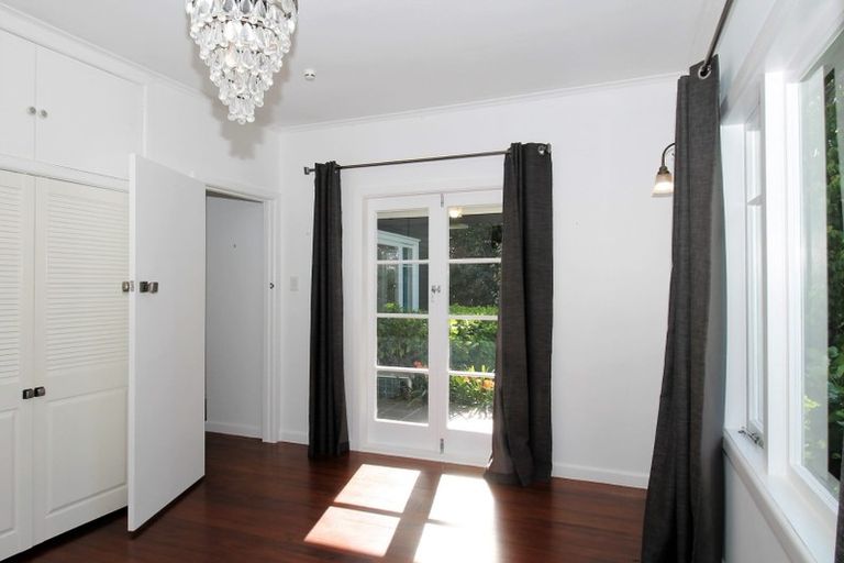 Photo of property in 17 Clark Road, Pahurehure, Papakura, 2113