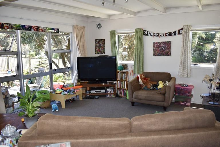 Photo of property in 56 Rodney Avenue, Te Horo Beach, Otaki, 5581