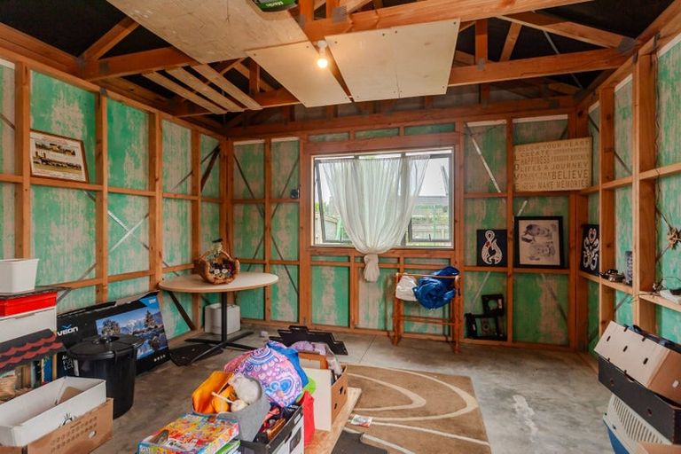 Photo of property in 5 Waihurihia Street, Otaki, 5512