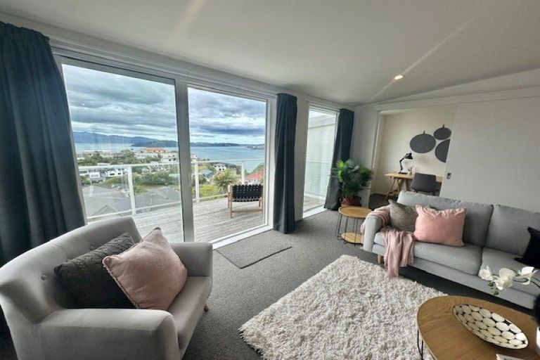 Photo of property in 22d Mandalay Terrace, Khandallah, Wellington, 6035