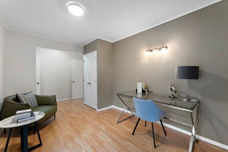 Photo of property in 55 Meadowvale Avenue, Forrest Hill, Auckland, 0620