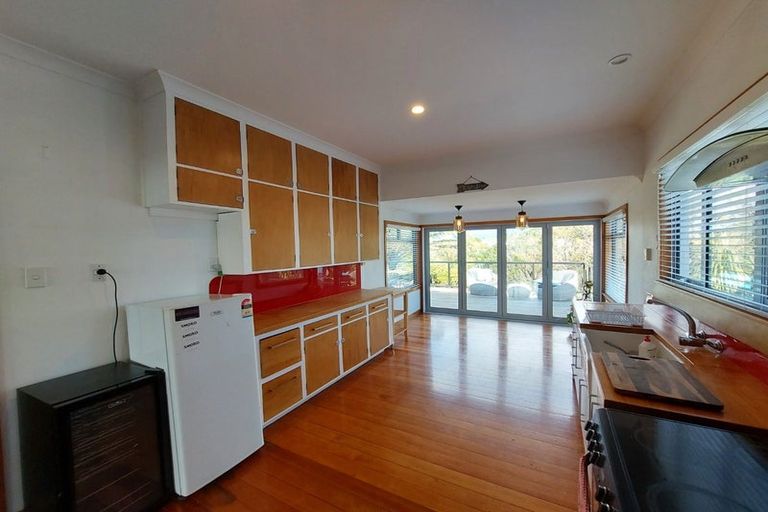 Photo of property in 6 Mission Street, Moturoa, New Plymouth, 4310