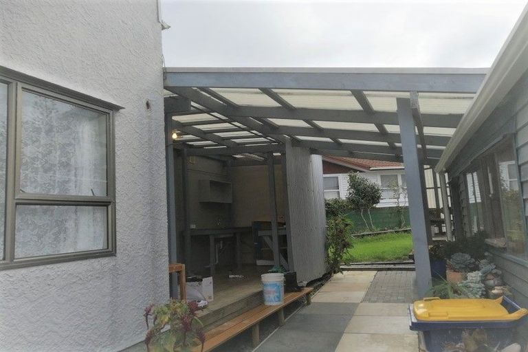 Photo of property in 14 Seafarer Crescent, Stanmore Bay, Whangaparaoa, 0932