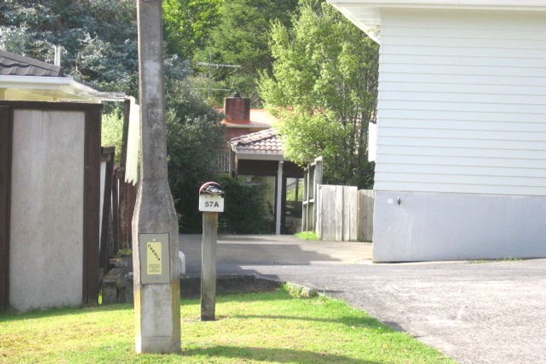 Photo of property in 2/57 Moore Street, Hillcrest, Auckland, 0627