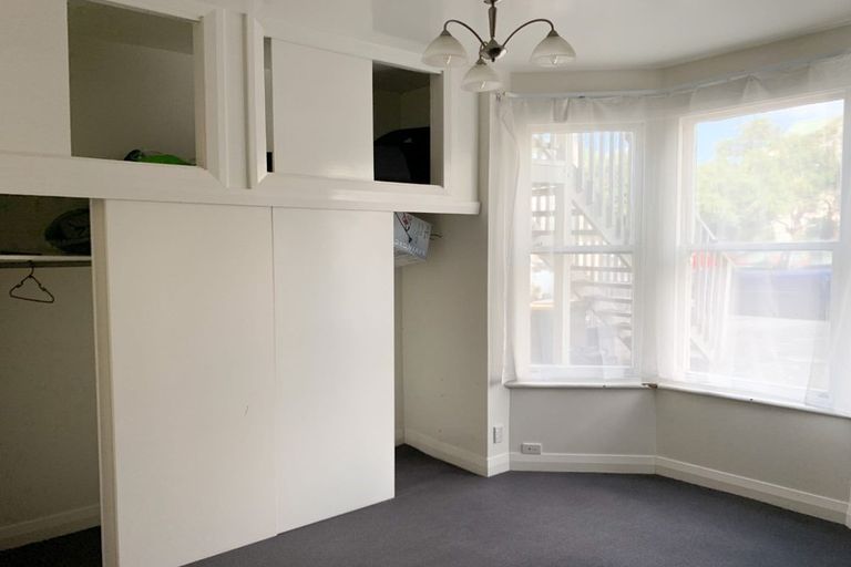 Photo of property in 63b Pirie Street, Mount Victoria, Wellington, 6011