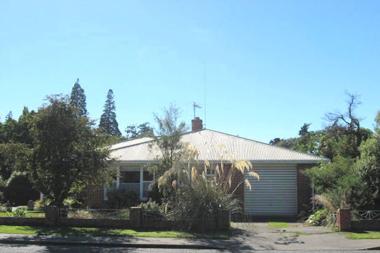 Photo of property in 97 Cameron Street, Ashburton, 7700