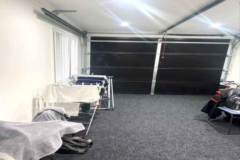 Photo of property in 10/100 Seymour Road, Sunnyvale, Auckland, 0612