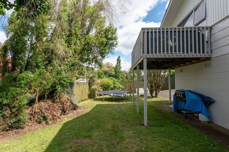 Photo of property in 2/35 Birman Close, Half Moon Bay, Auckland, 2012