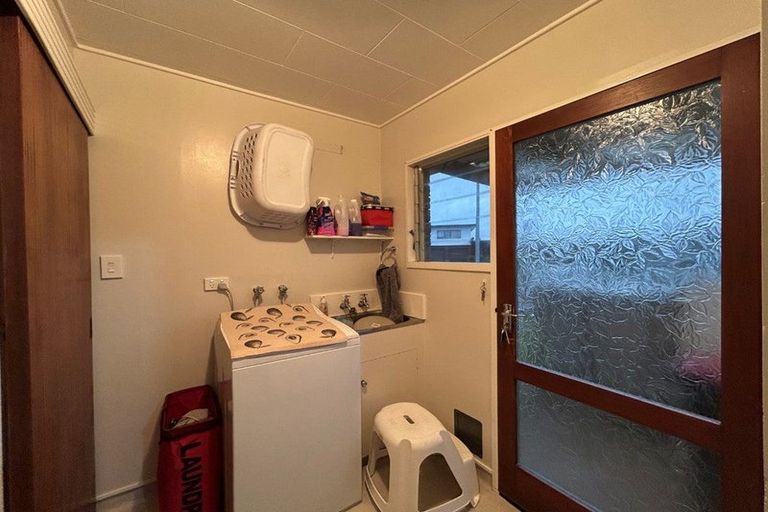 Photo of property in 1/5 Somerset Place, Taradale, Napier, 4112